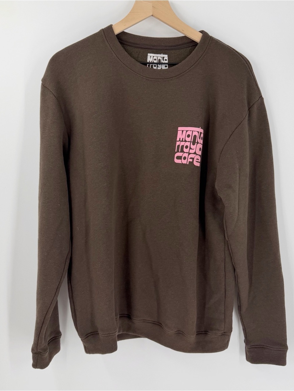 Mantarraya Cafe Costa Rica Brown Pink Cozy Fleece Sweatshirt M SurfingCondition:
